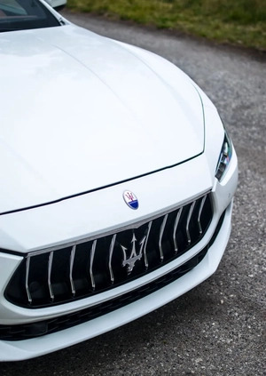 Maserati Ghibli cena 190000 przebieg: 74000, rok produkcji 2021 z Międzyrzecz małe 137